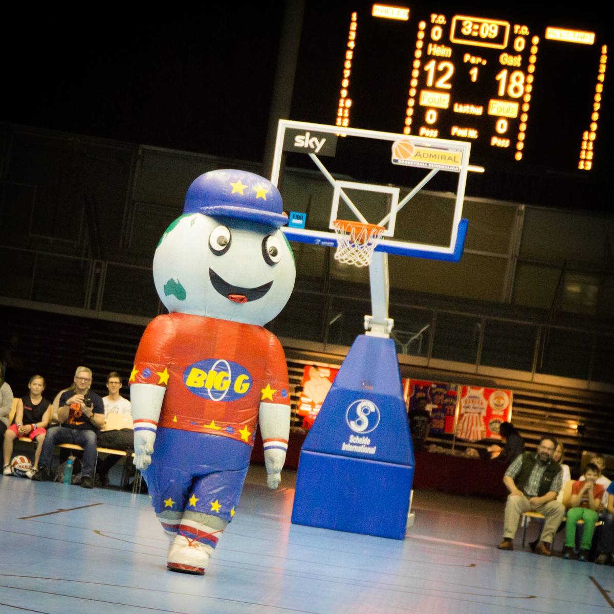 O Fotomagazin / Harlem Globetrotters in der TipsArena 2016